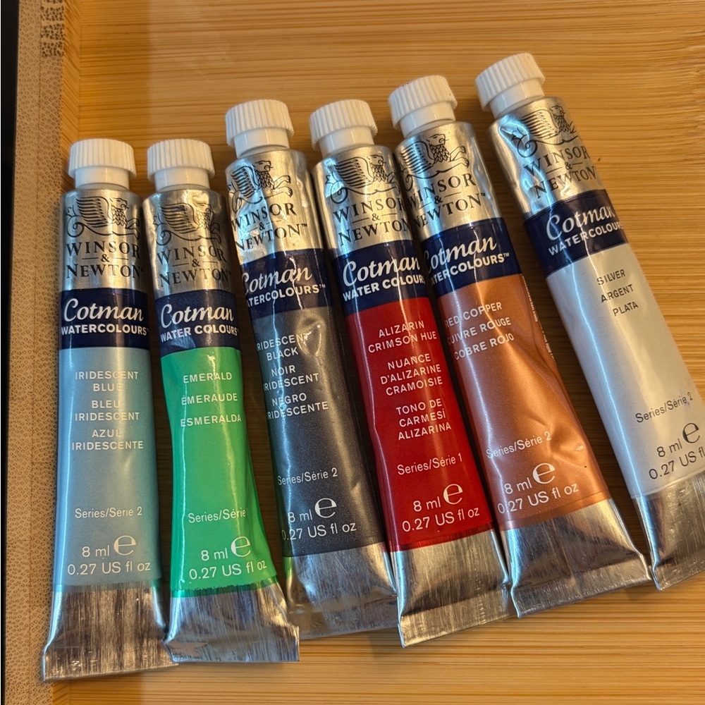 Winsor & Newton Cotman Watercolour Set - Blue, Green, Black, Red, Copper, Silver